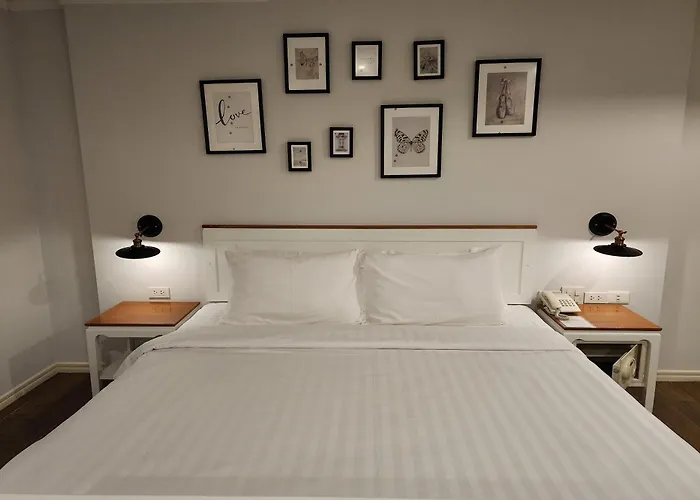 J Place 3* Bangkok